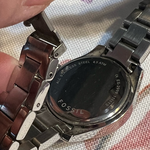 Elegant Fossil watch - Picture 4 of 4